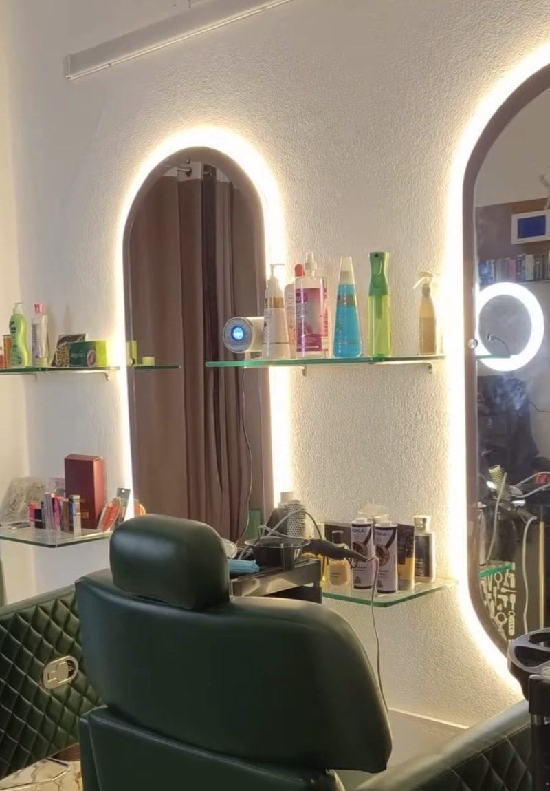Styling station
