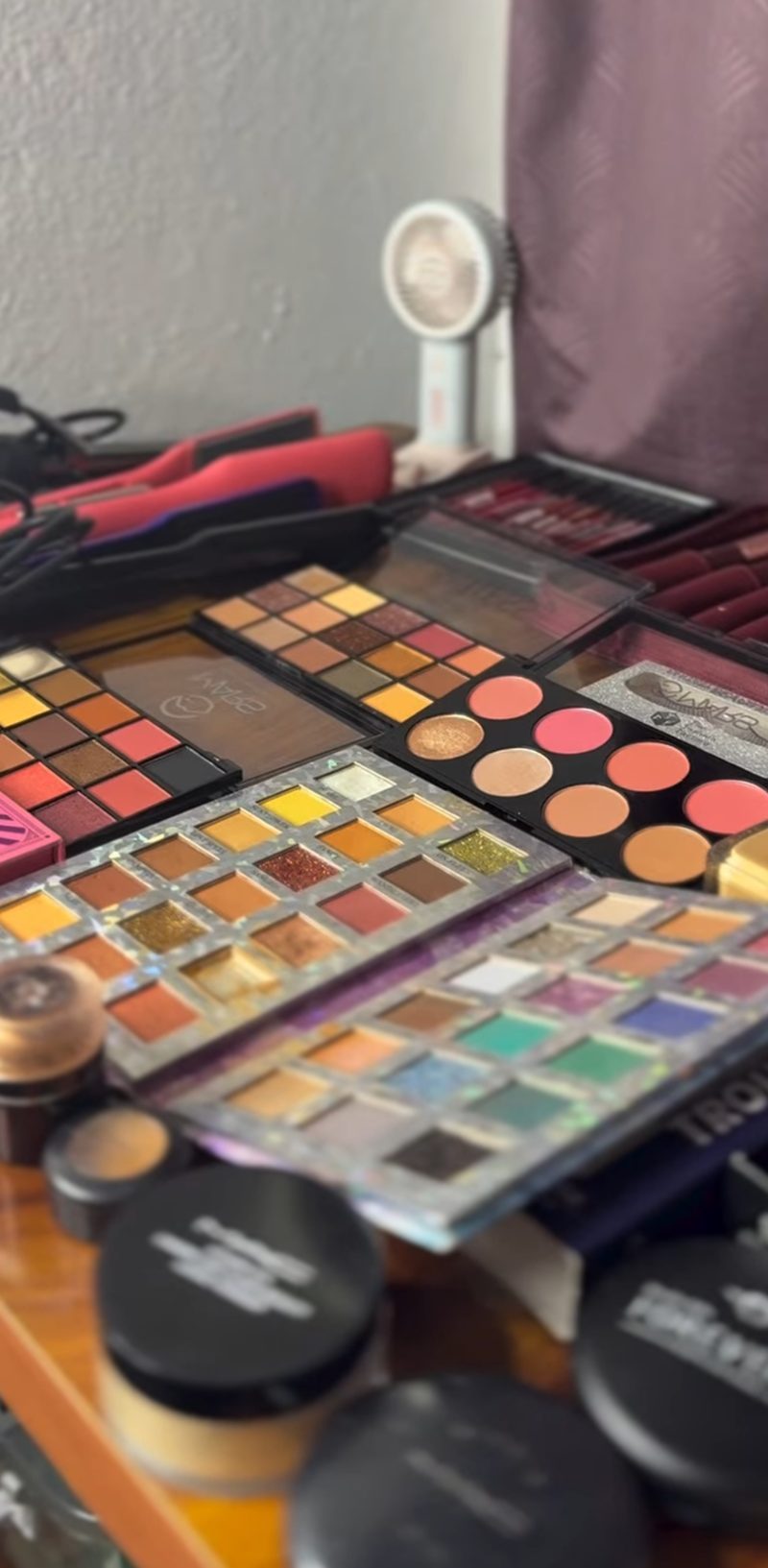Makeup palettes